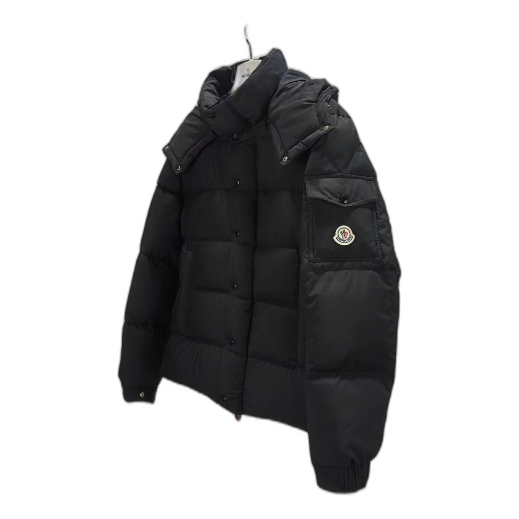 Moncler Maya Matte Hooded Puffer – Black | Iconic Silhouette