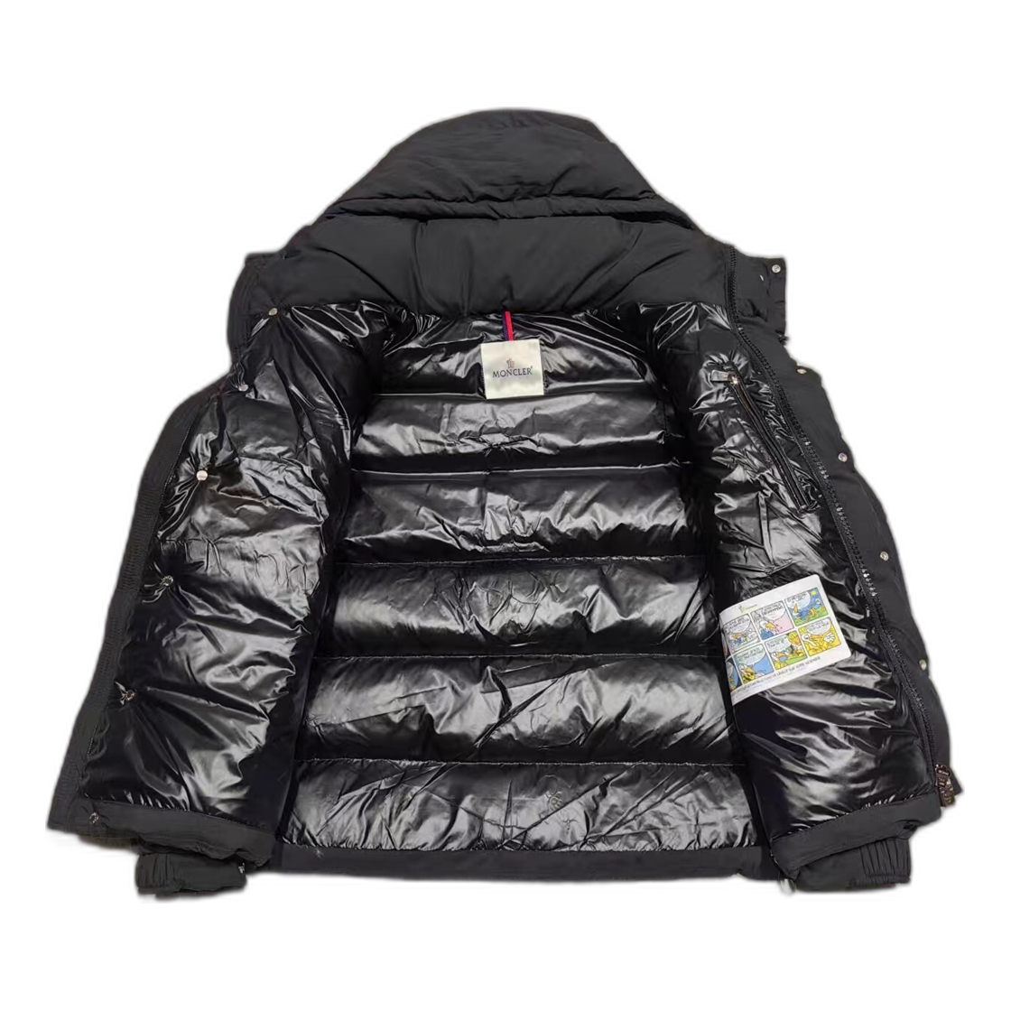 Moncler Maya Matte Hooded Puffer – Black | Iconic Silhouette