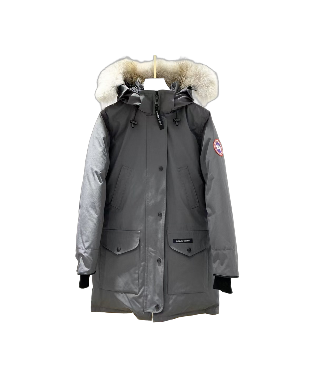 Canada Goose Women’s Trillium Parka – Coyote Fur Hood | Arctic-Tech Shell | A Parka for Every Winter