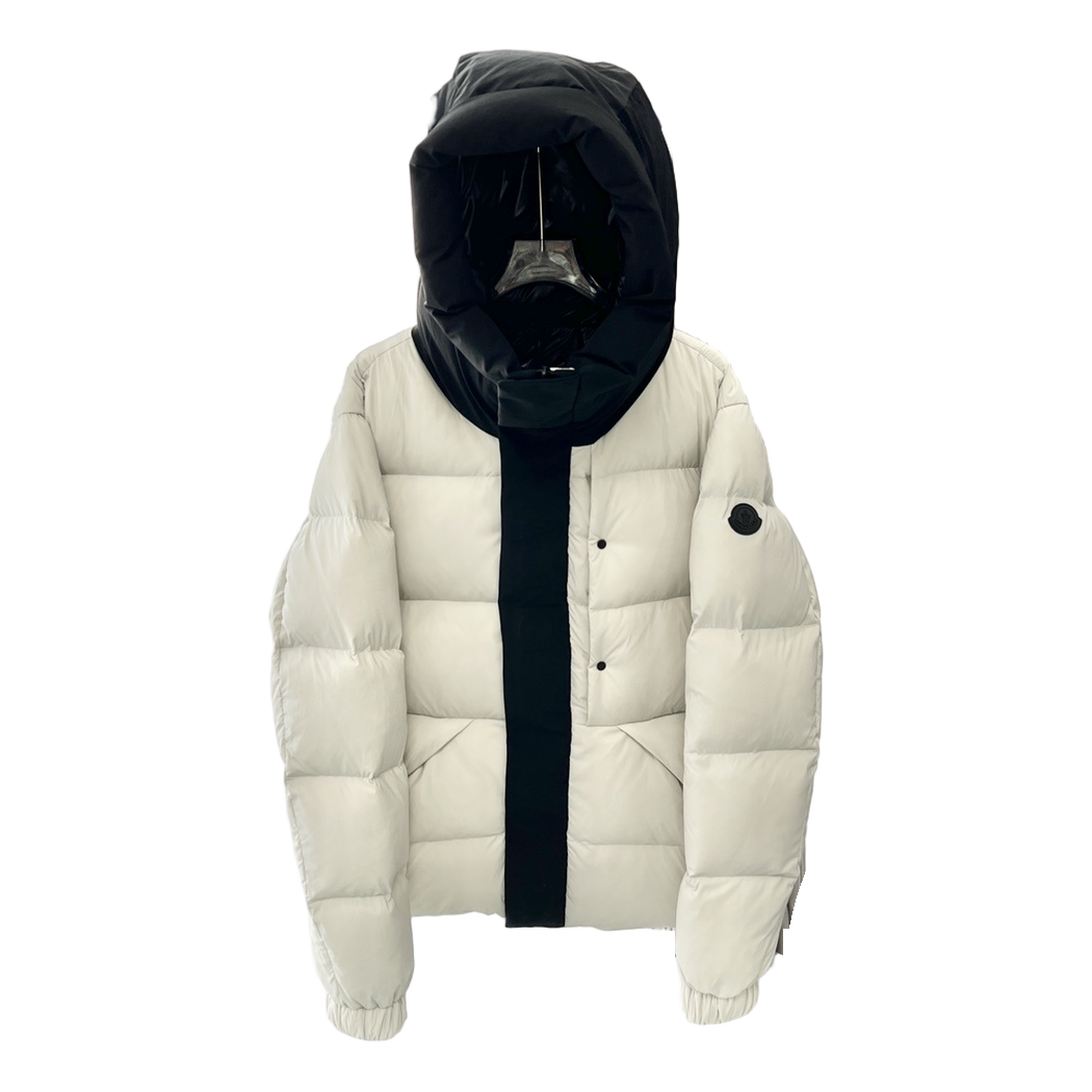 Moncler Contrast-Hood Colour-Block Puffer – Premium Down | Contrast Hood & Colour Block