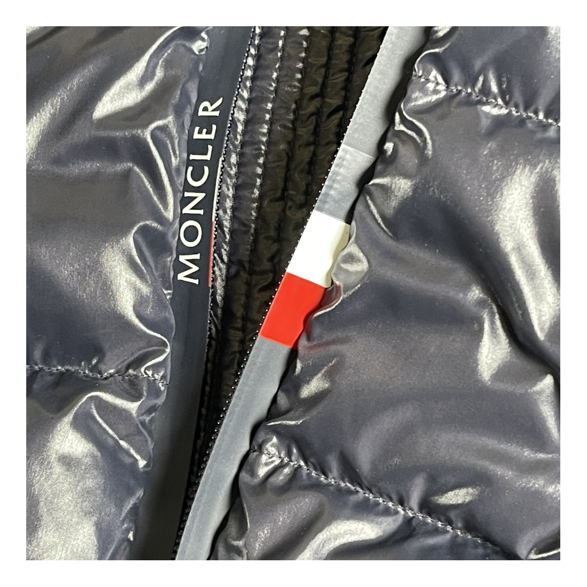 Moncler Glossy Logo-Zip Hooded Puffer – Navy | Premium Down