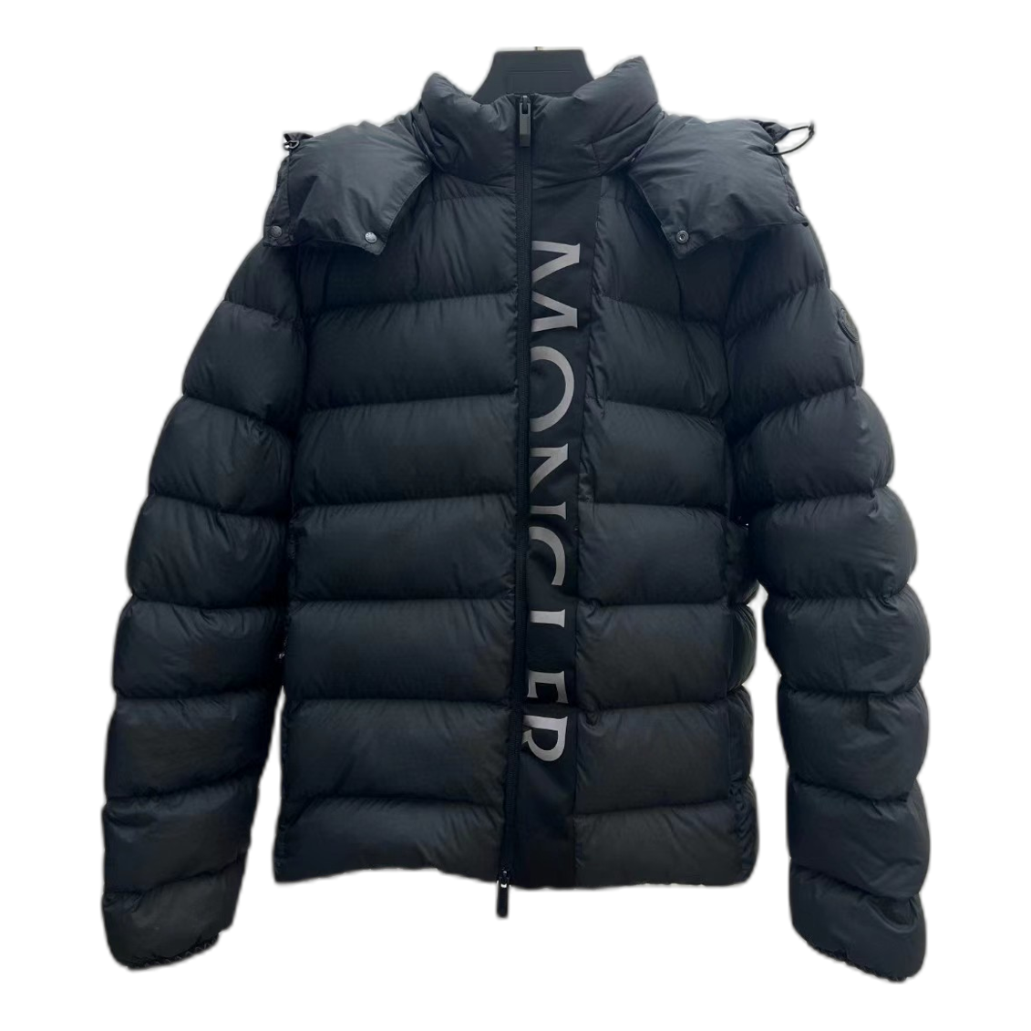 Moncler Vertical-Logo Snap-Front Puffer – Black | Premium Down