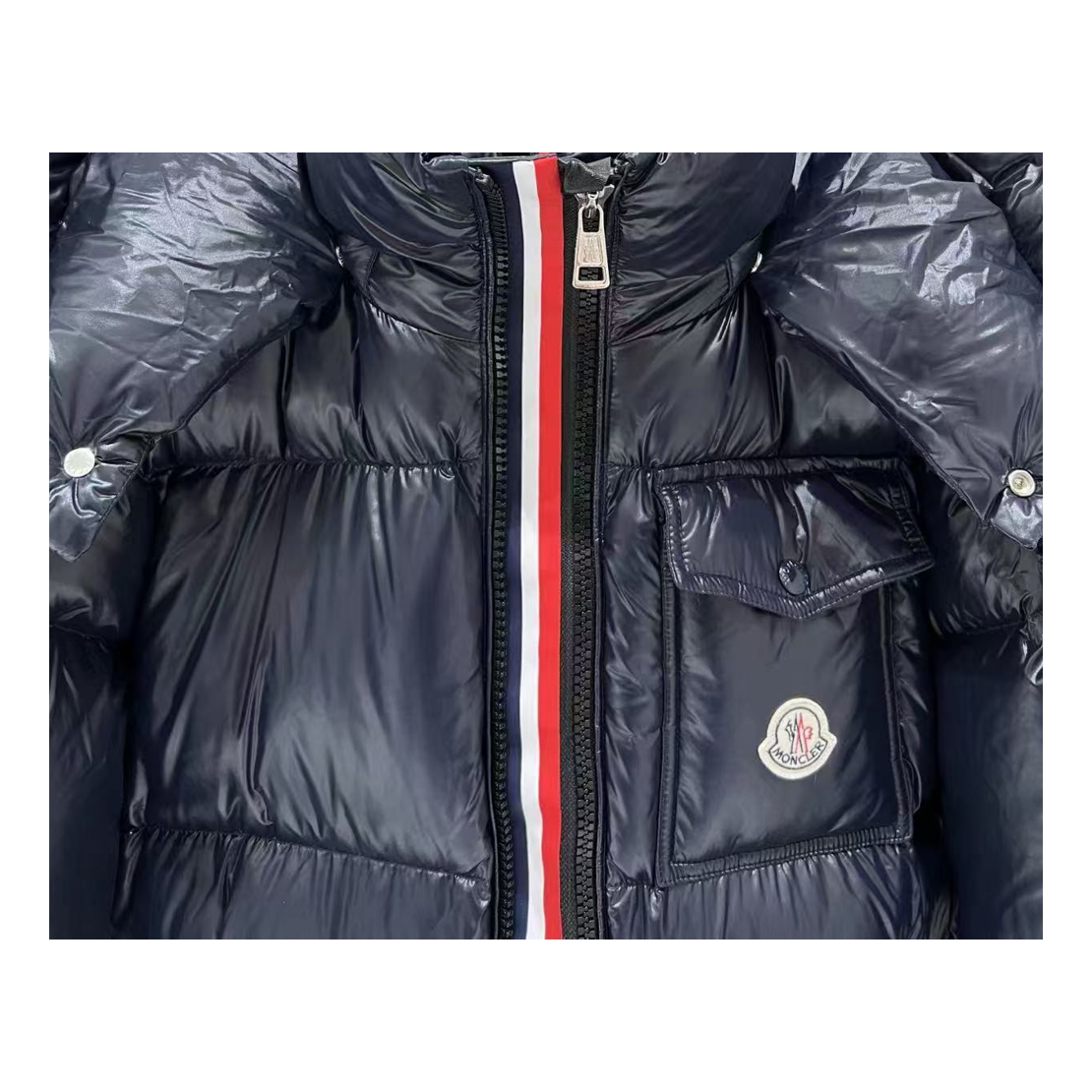 Moncler Montbeliard Hooded Puffer – Navy | Premium Down