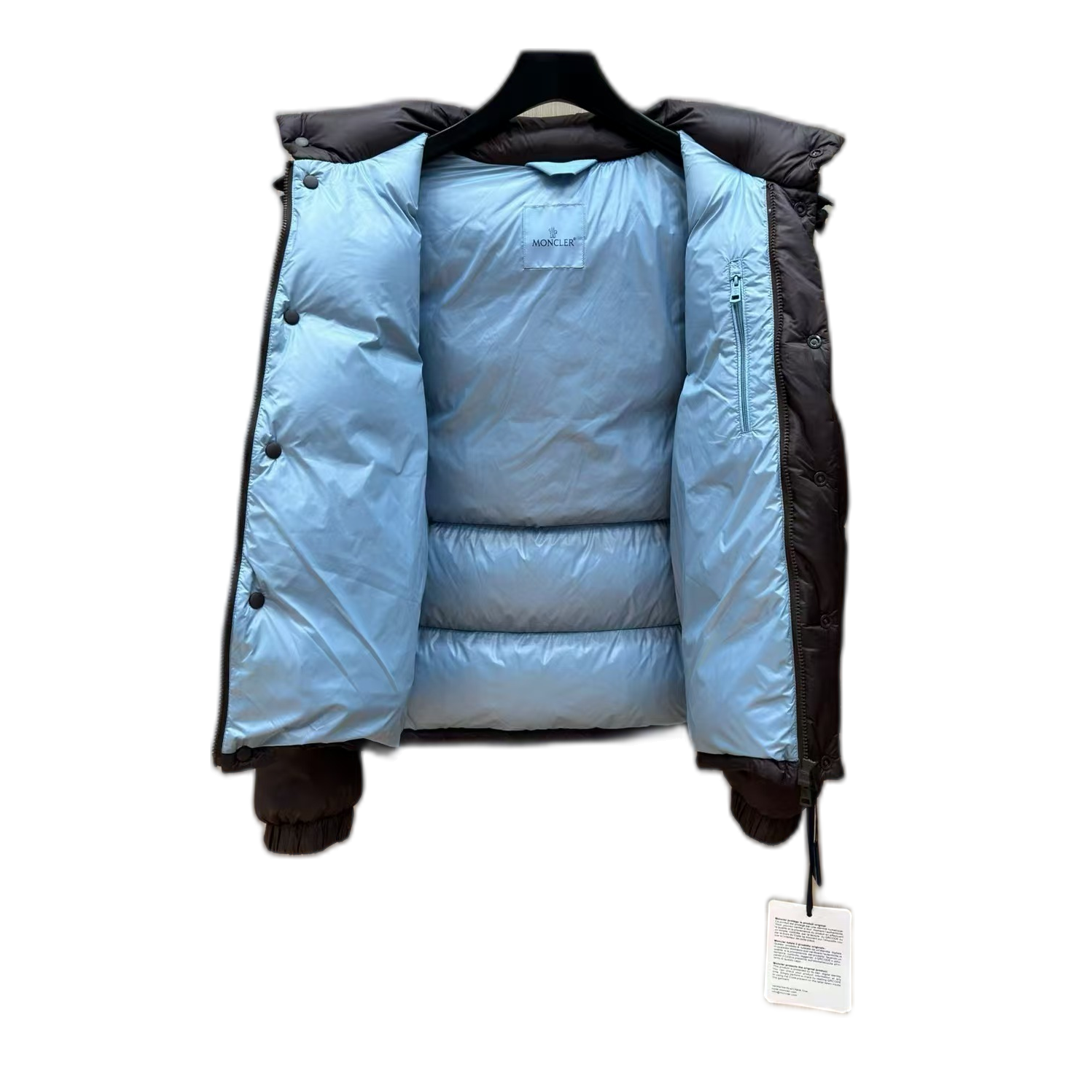 Moncler Oversized Chest-Badge Hooded Puffer – Premium Down | Oversized Fit