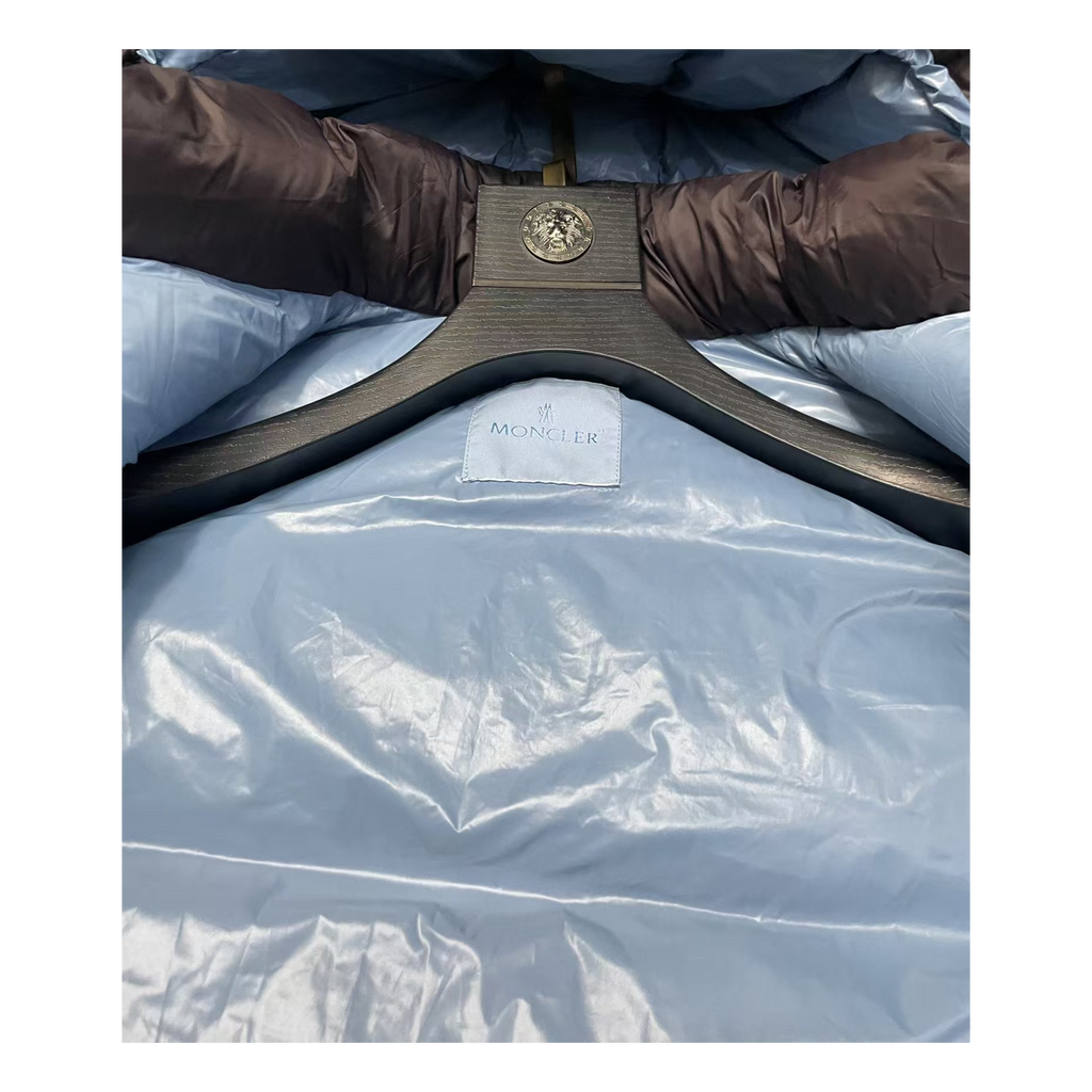 Moncler Oversized Chest-Badge Hooded Puffer – Premium Down | Oversized Fit
