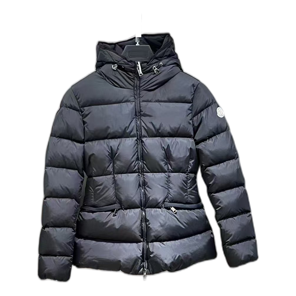 Moncler Drawstring-Hood Fitted Puffer – Premium Down | Adjustable Hood & Tailored Fit