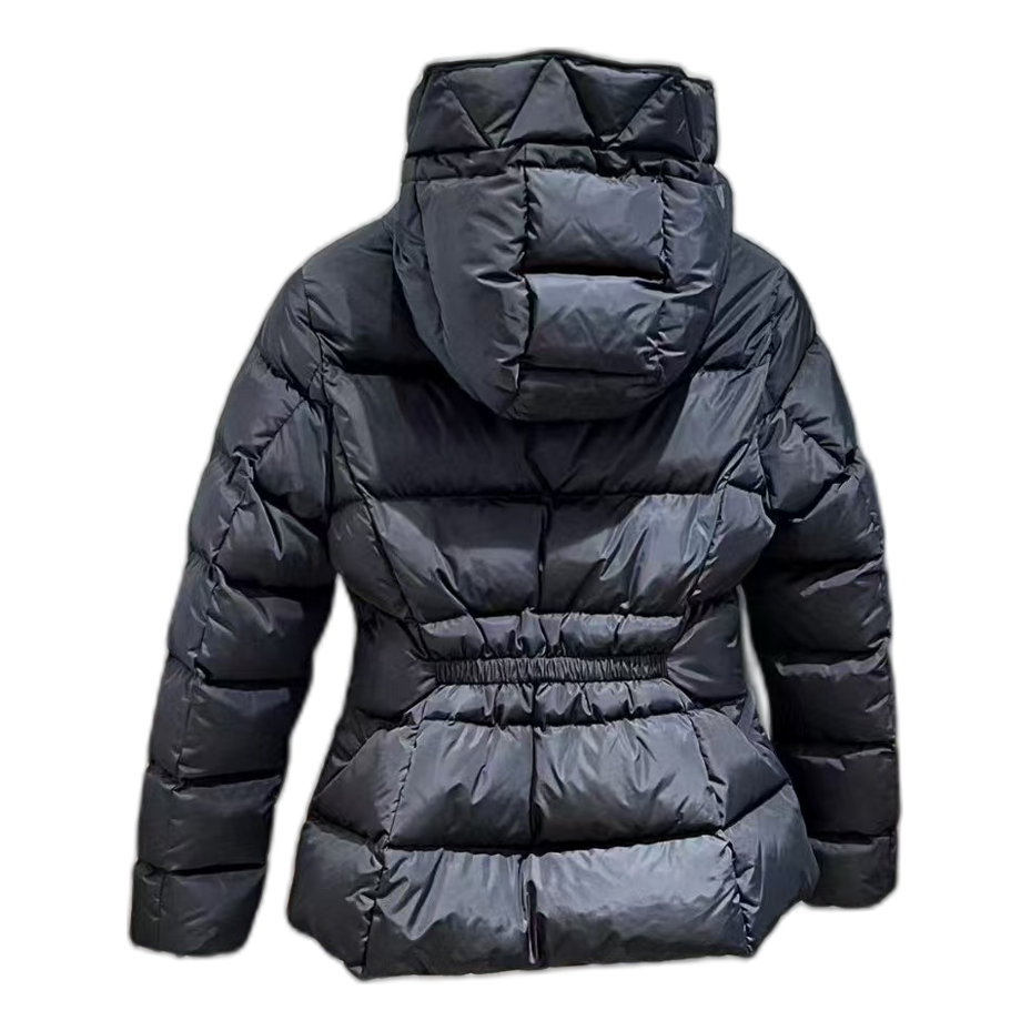 Moncler Drawstring-Hood Fitted Puffer – Premium Down | Adjustable Hood & Tailored Fit