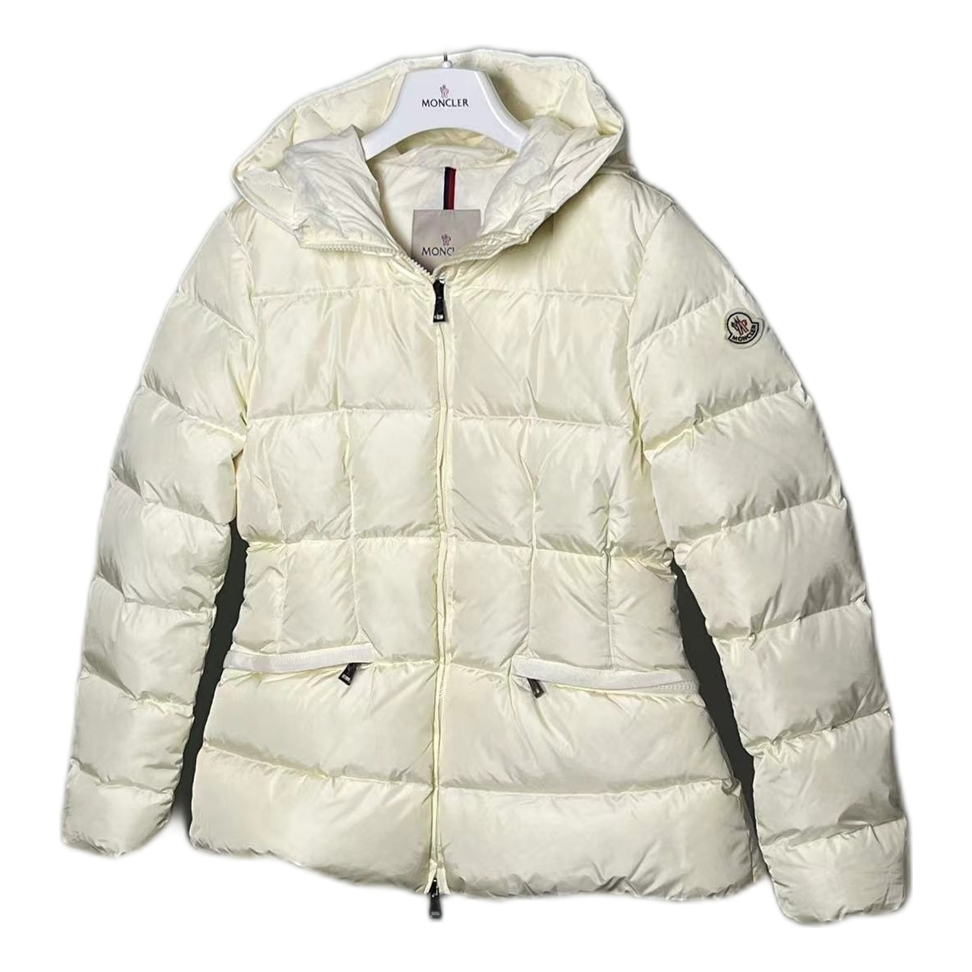 Moncler Avoce Hooded Puffer – Premium Down | Precise Construction