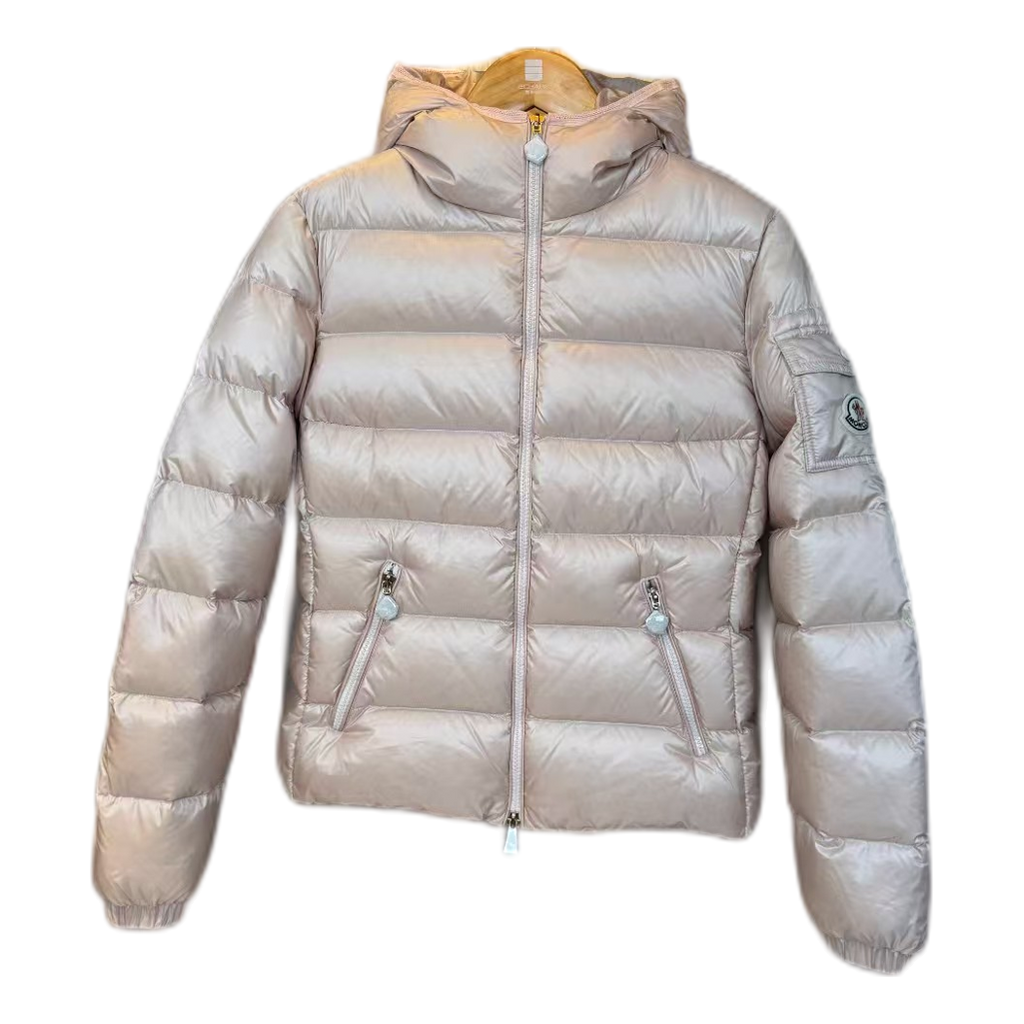 Moncler Gles Glossy Hooded Puffer – Premium Down | Light-Catching Shell